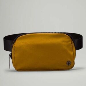 Lululemon Everywhere Belt Bag Gold Spice